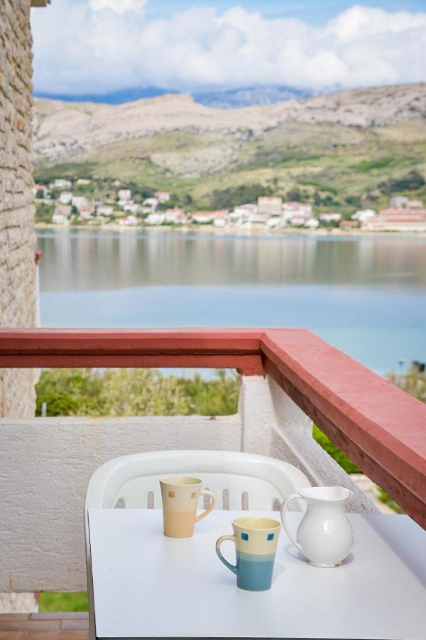 Apartments By The Sea Pag - 532 Pag Town Esterno foto
